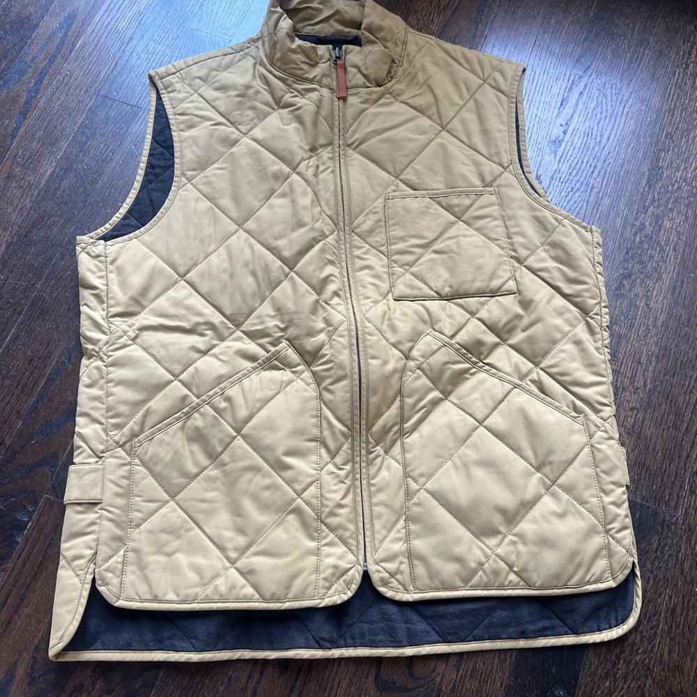 J Crew Men's Broadmoor quilted Tan Vest